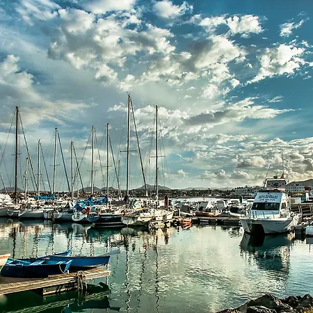 Little Paradise Апартаменты Коральео